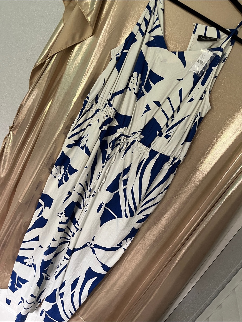 Lane Bryant Sleeveless Blue & White Tropical Print Jumpsuit